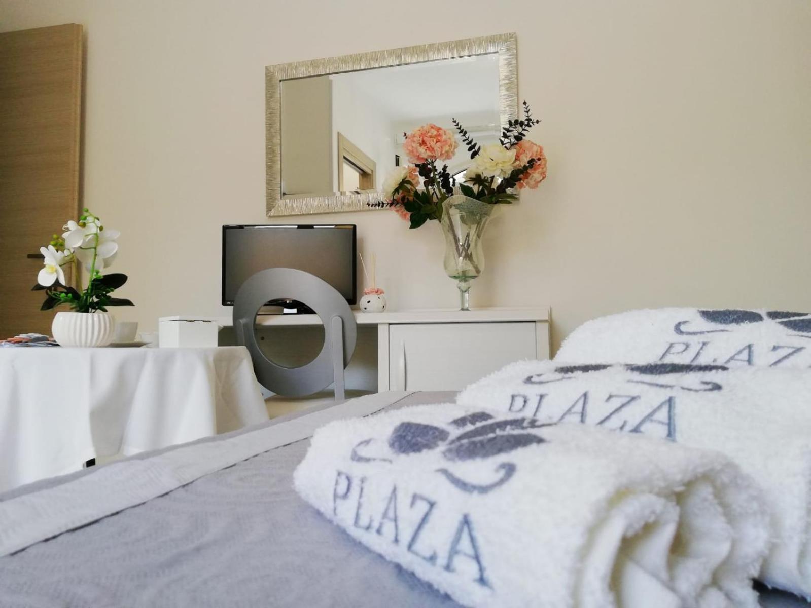 B&B Plaza LMP Екстериор снимка