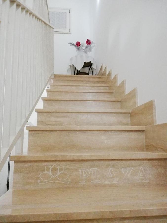 B&B Plaza LMP Екстериор снимка